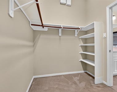 2808 Arbor Brook Lane - Photo Thumbnail 18