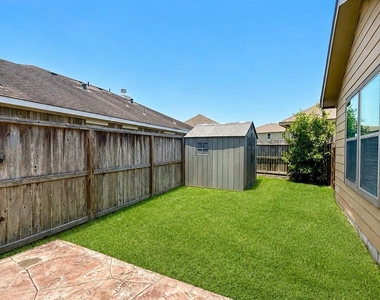 18603 Morgans Forest Lane - Photo Thumbnail 36