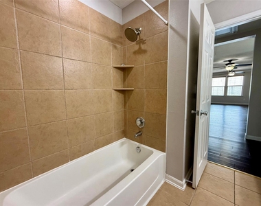 18603 Morgans Forest Lane - Photo Thumbnail 30
