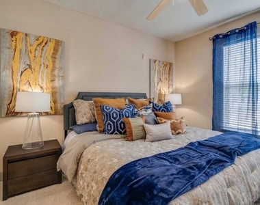 3660 Richmond Avenue - Photo Thumbnail 15