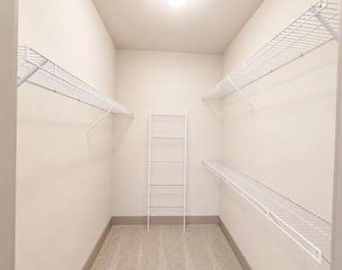3660 Richmond Avenue - Photo Thumbnail 7