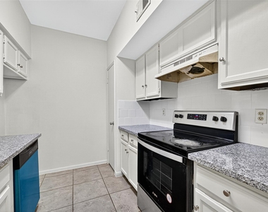 7395 Regency Square Court - Photo Thumbnail 10