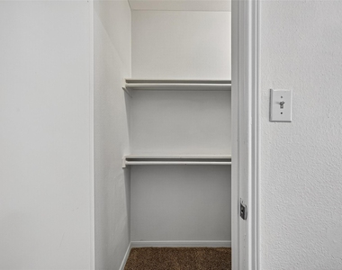 7395 Regency Square Court - Photo Thumbnail 18