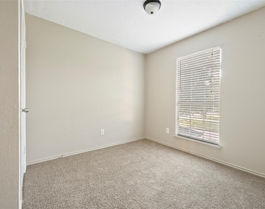 3479 Rockrill Drive - Photo Thumbnail 15