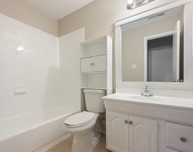 3479 Rockrill Drive - Photo Thumbnail 16