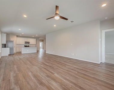 19010 Norbury Park Lane - Photo Thumbnail 11