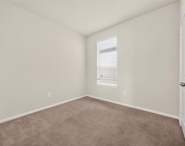 16039 Kingfield Haven Drive - Photo Thumbnail 22