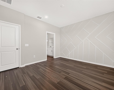 16039 Kingfield Haven Drive - Photo Thumbnail 31