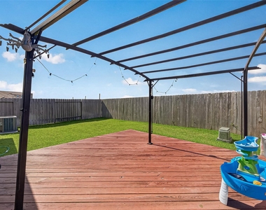 16039 Kingfield Haven Drive - Photo Thumbnail 40