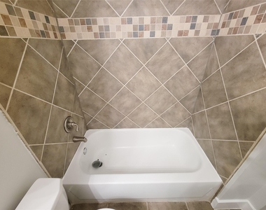 1414 Emancipation Avenue - Photo Thumbnail 26