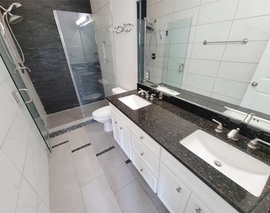 1414 Emancipation Avenue - Photo Thumbnail 19
