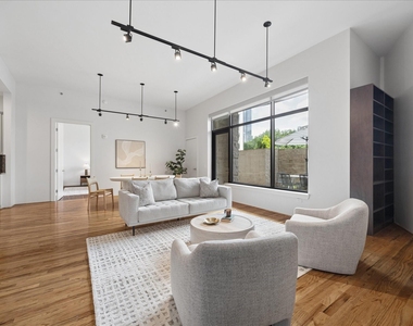 5005 Hidalgo Street - Photo Thumbnail 6