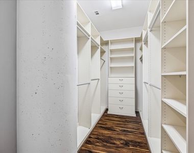 5005 Hidalgo Street - Photo Thumbnail 19