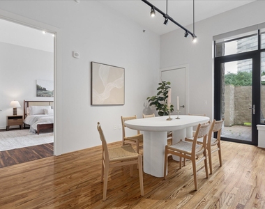 5005 Hidalgo Street - Photo Thumbnail 5