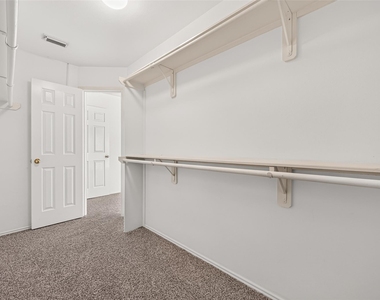3830 Flatwood Drive - Photo Thumbnail 42