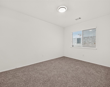 3830 Flatwood Drive - Photo Thumbnail 9