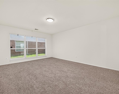 3830 Flatwood Drive - Photo Thumbnail 11