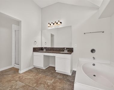 3830 Flatwood Drive - Photo Thumbnail 39