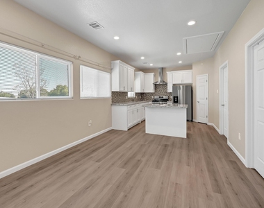 8110 Braniff Street - Photo Thumbnail 2