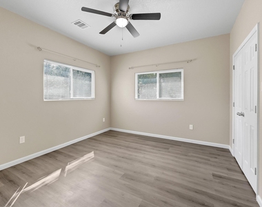 8110 Braniff Street - Photo Thumbnail 7