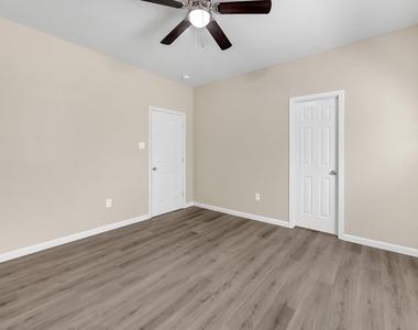 8110 Braniff Street - Photo Thumbnail 5