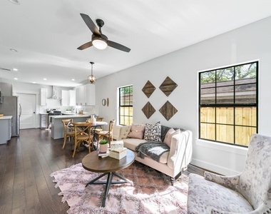815 Wilkes Street - Photo Thumbnail 6