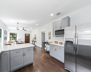 815 Wilkes Street - Photo Thumbnail 19