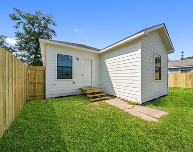 815 Wilkes Street - Photo Thumbnail 33