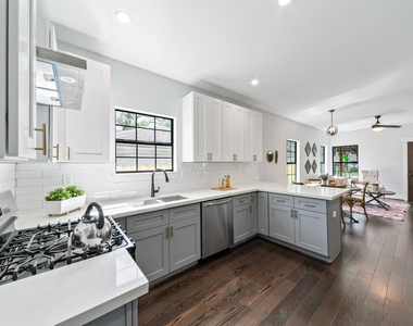 815 Wilkes Street - Photo Thumbnail 17