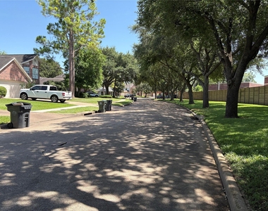 2319 Mill Creek Drive - Photo Thumbnail 23