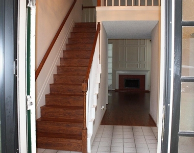 2319 Mill Creek Drive - Photo Thumbnail 9