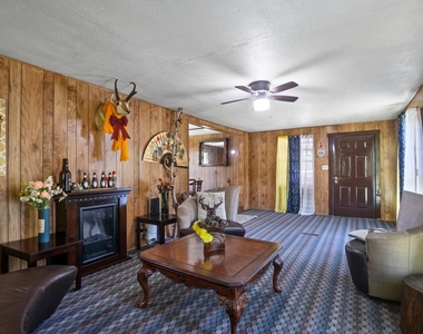 465 Pecan - Photo Thumbnail 5