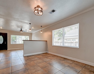 817 Eleanor Street - Photo Thumbnail 13