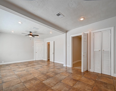 817 Eleanor Street - Photo Thumbnail 34