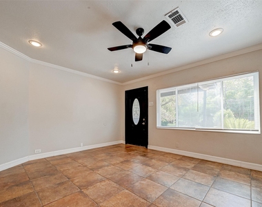 817 Eleanor Street - Photo Thumbnail 8