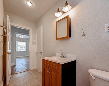 817 Eleanor Street - Photo Thumbnail 38