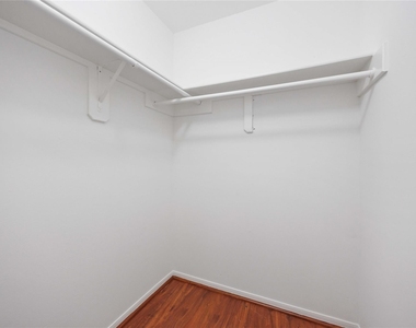 16710 Cheshire Place Drive - Photo Thumbnail 24