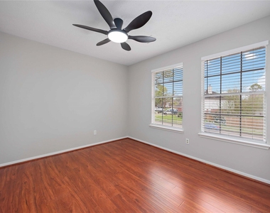16710 Cheshire Place Drive - Photo Thumbnail 20