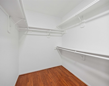 16710 Cheshire Place Drive - Photo Thumbnail 19