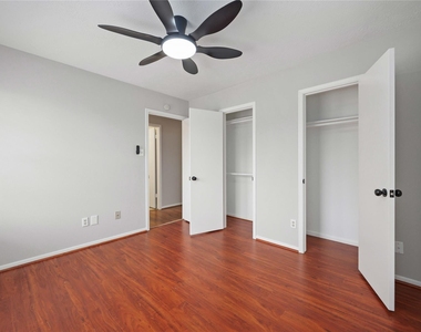 16710 Cheshire Place Drive - Photo Thumbnail 21