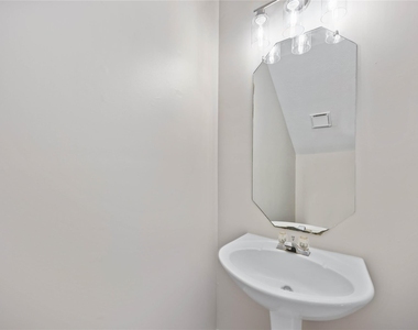 16710 Cheshire Place Drive - Photo Thumbnail 15
