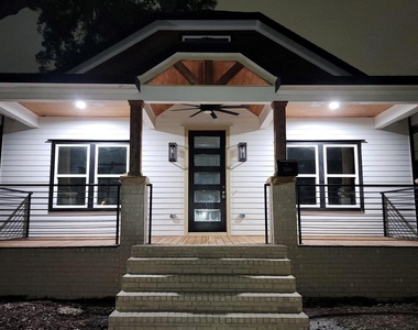 1506 Munger Street - Photo Thumbnail 5