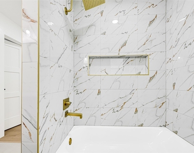 723 Loire Lane - Photo Thumbnail 11
