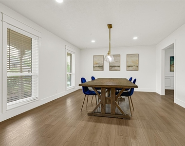 723 Loire Lane - Photo Thumbnail 4