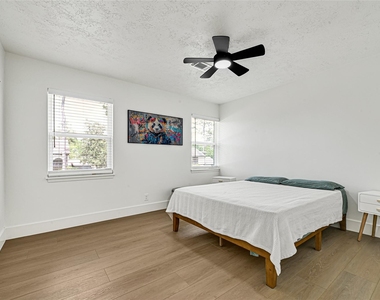 723 Loire Lane - Photo Thumbnail 12