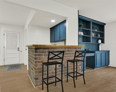 723 Loire Lane - Photo Thumbnail 6