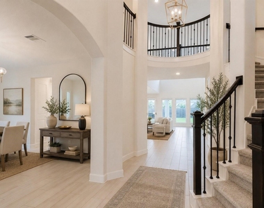3114 Swift Way - Photo Thumbnail 3
