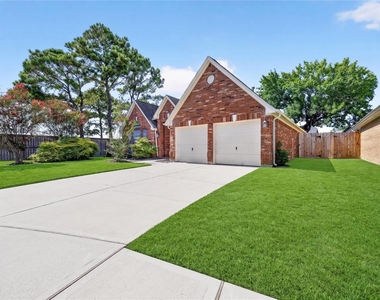 17414 Erin Way Court - Photo Thumbnail 5
