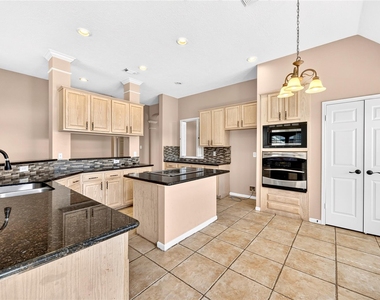 17414 Erin Way Court - Photo Thumbnail 19