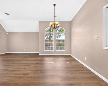 17414 Erin Way Court - Photo Thumbnail 14